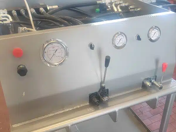 swivel dynamic test machine2